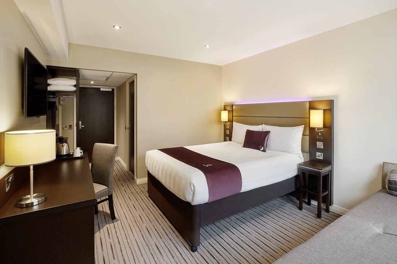 Premier Inn Letchworth Garden City Esterno foto